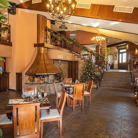 Hotel том и нези класик
