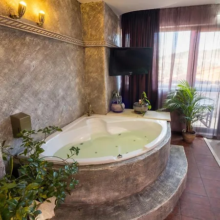 том и нези класик Hotel Velingrad