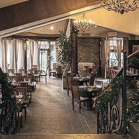 том и нези класик Hotel Velingrad