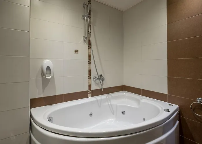 Hotel том и нези класик